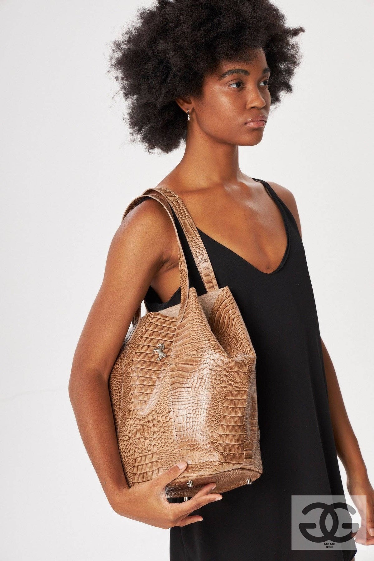 Gee Gee Med Leather Bucket Bag Sand
