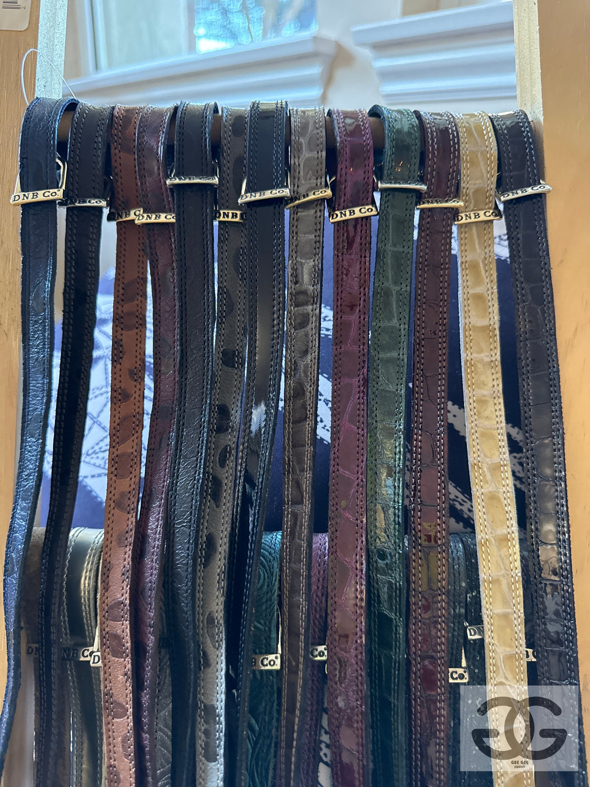 Deniro spur straps new collection panterina and Lucidi