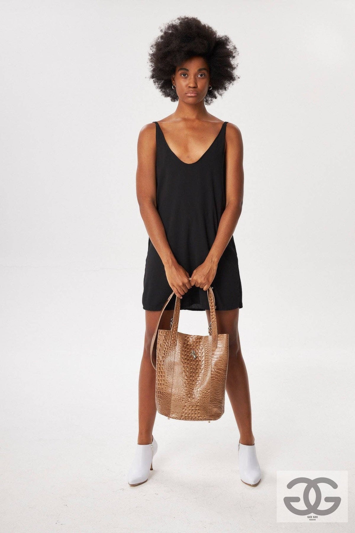 Gee Gee Med Leather Bucket Bag Sand