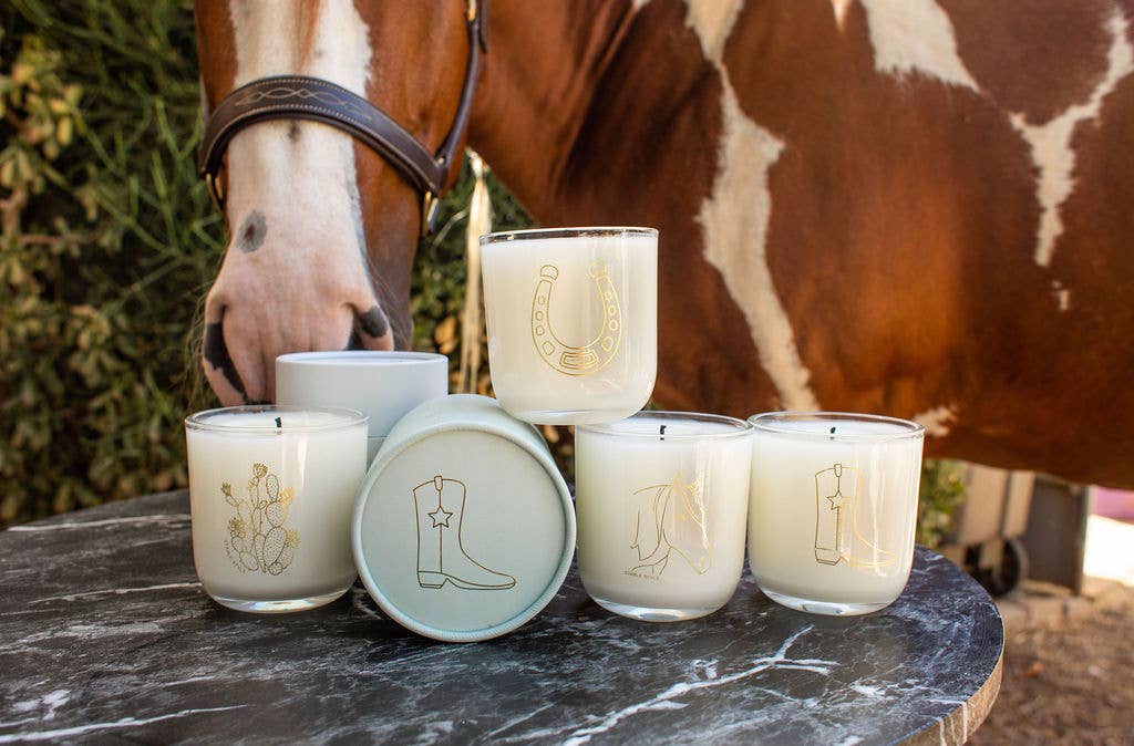 Stable Style Horseshoe Soy Wax Candle - Lucky 