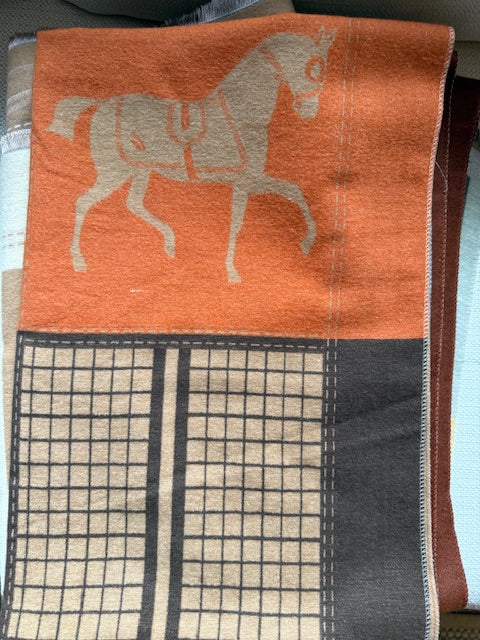 Gee Gee wrap or throw